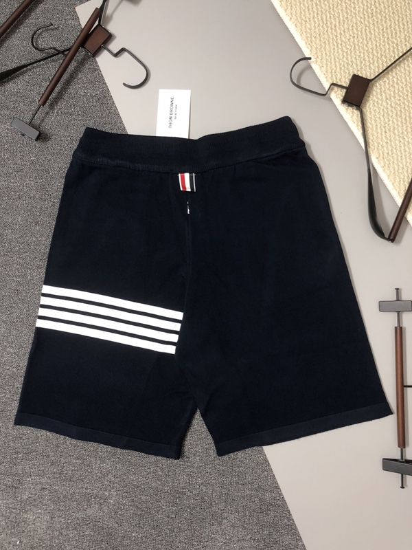 ブランドハーフパンツ着用イメージ